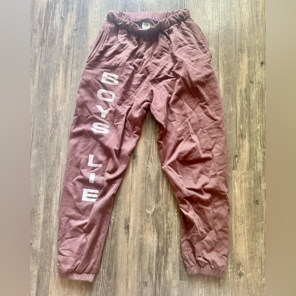 Boys lie joggers size s worn once, wrinkled, but great condition